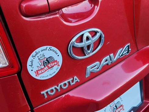 Used 2008 Toyota RAV4 Limited image 16