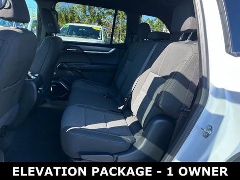 Used 2025 GMC Acadia Elevation image 14