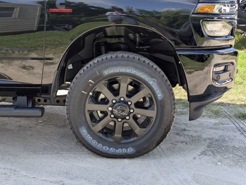 New 2026 RAM 2500 Big Horn AWD/4WD image 12