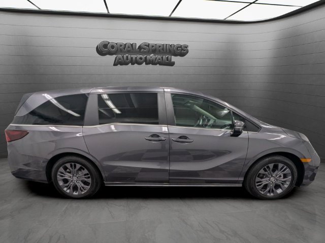 Used 2026 Honda Odyssey Touring image 8
