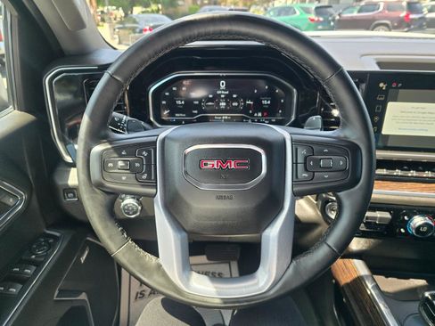 Used 2024 GMC Sierra 1500 Elevation w/ Preferred Package AWD/4WD image 7
