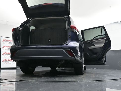 Used 2022 Toyota Highlander Limited image 48