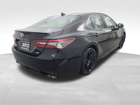 Used 2023 Toyota Camry XSE image 5