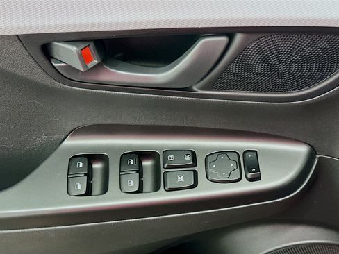 Used 2019 Hyundai Kona SEL AWD/4WD image 15