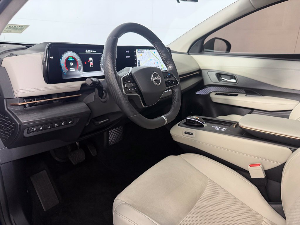 Used 2024 Nissan Ariya FWD image 13
