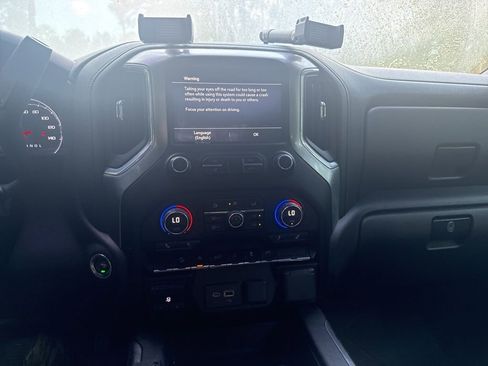 Used 2019 Chevrolet Silverado 1500 RST image 8