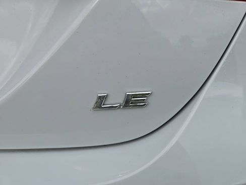 Used 2023 Toyota Camry LE FWD image 4