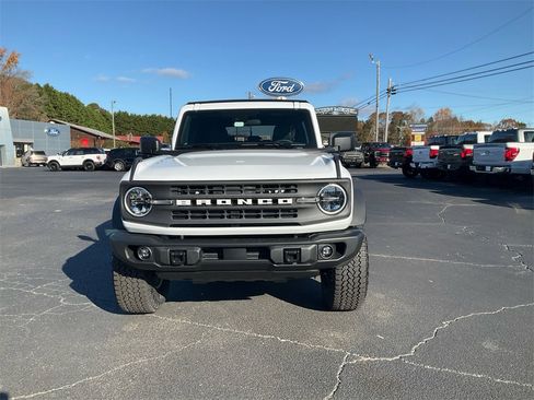 New 2025 Ford Bronco Big Bend w/ Black Diamond Package image 2