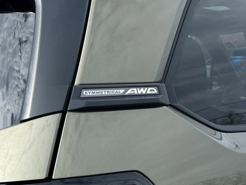 Used 2025 Subaru Forester Limited w/ Popular Package image 6