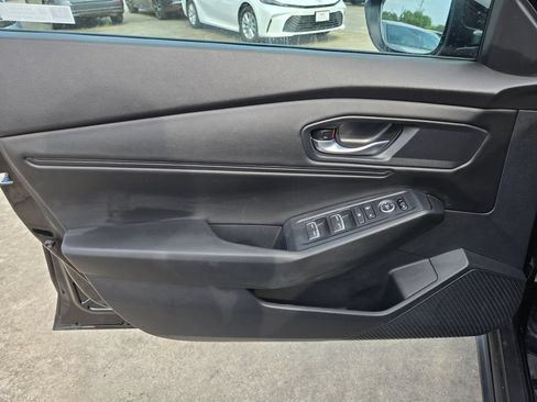Used 2025 Honda Accord SE image 13