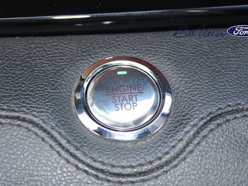 Used 2024 Lincoln Navigator L Premiere image 23