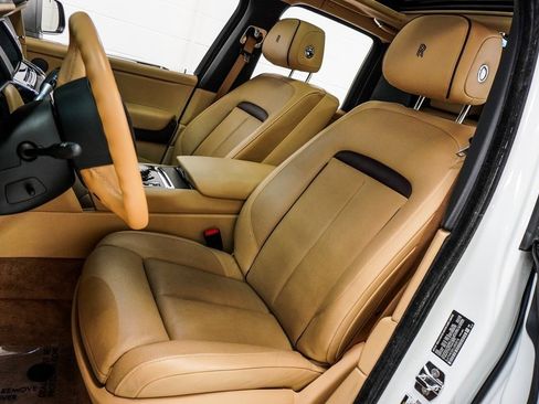 Used 2020 Rolls-Royce Cullinan image 6