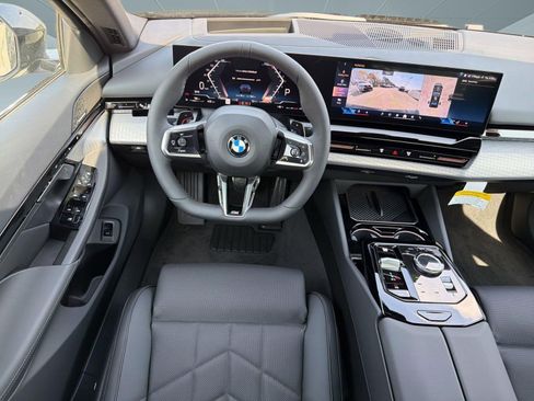 New 2026 BMW 530i w/ M Sport Package RWD image 28