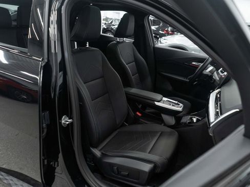 Used 2025 BMW X2 xDrive28i image 11