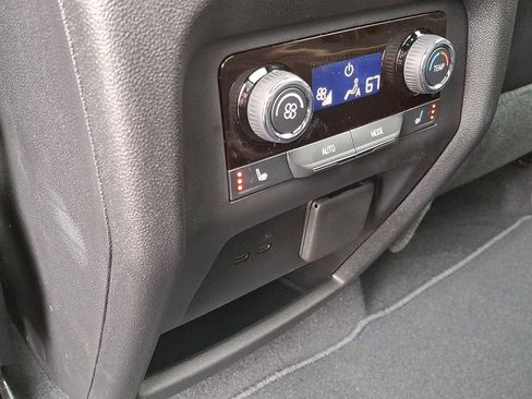 New 2026 Chevrolet Traverse High Country image 20