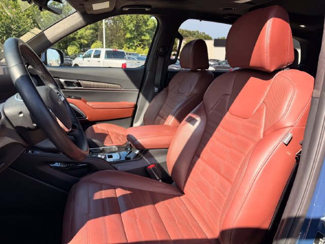 Certified 2025 Kia Telluride SX Prestige AWD/4WD image 11