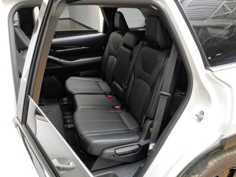 Used 2024 INFINITI QX60 Pure w/ Cargo Package FWD image 35