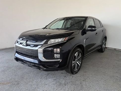Used 2021 Mitsubishi Outlander Sport SE FWD image 3