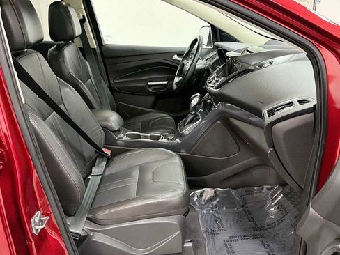 Used 2013 Ford Escape Titanium w/ Parking Technology Pkg AWD/4WD image 29