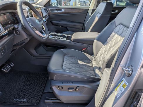 New 2026 Volkswagen Atlas SEL Premium R-Line image 15