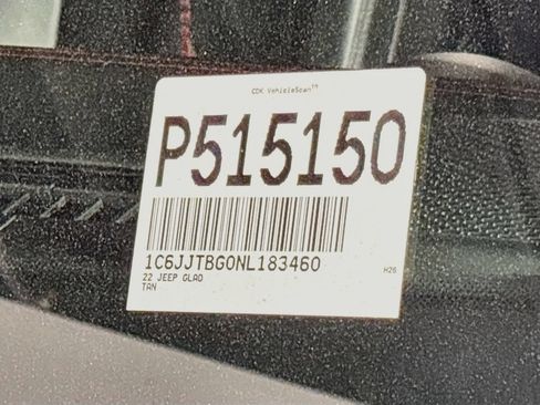 Used 2022 Jeep Gladiator Rubicon w/ Cold Weather Group AWD/4WD image 25