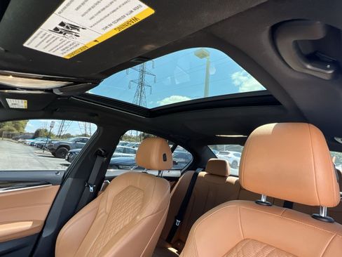Used 2021 BMW 530i xDrive w/ Premium Package AWD/4WD image 25