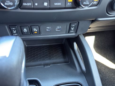 New 2026 Nissan Frontier SV AWD/4WD image 21