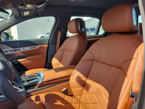 New 2026 BMW 740i w/ Executive Package RWD image 16