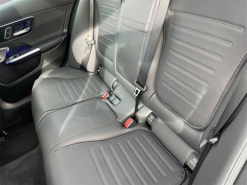 Certified 2025 Mercedes-Benz C 300 4MATIC Sedan image 13