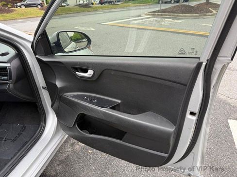 Used 2021 Kia Rio S FWD image 9