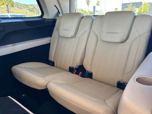 Used 2019 Mercedes-Benz GLS 450 4MATIC image 14