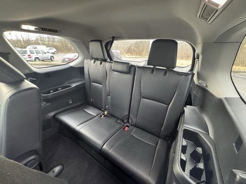 Certified 2024 Toyota Grand Highlander XLE image 16