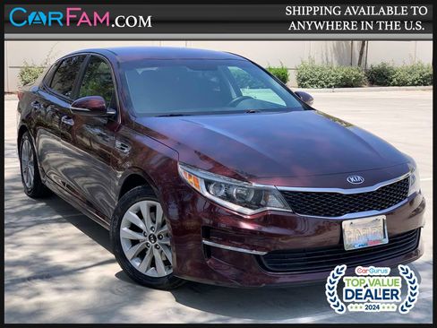 Used 2018 Kia Optima LX w/ 17" Alloy Wheels Package image 1