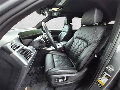 Used 2024 BMW X5 xDrive40i w/ Premium Package AWD/4WD image 12