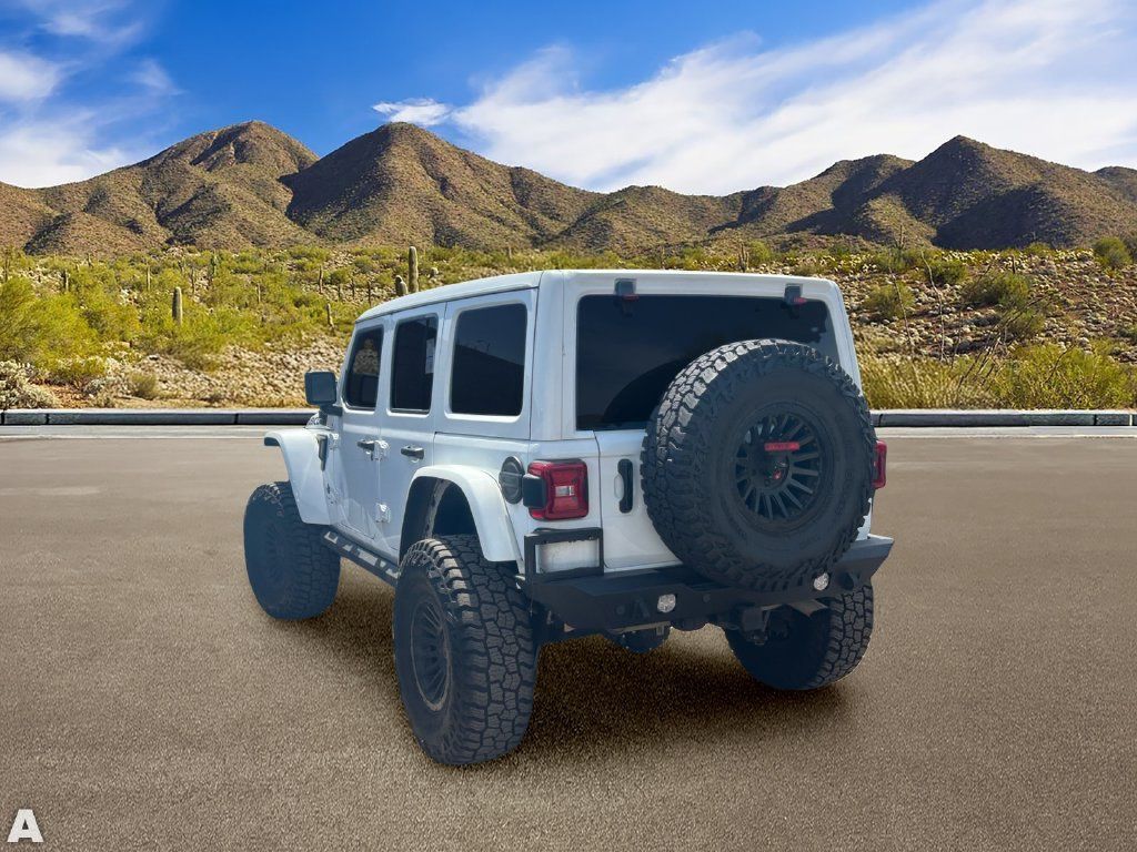 Used 2024 Jeep Wrangler Unlimited Rubicon 4xe AWD/4WD image 2