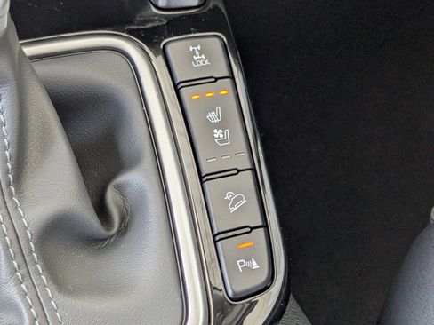 New 2026 Kia Seltos SX w/ SX Sunroof Package image 29