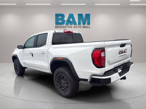 New 2026 GMC Canyon Elevation w/ Convenience Package image 5
