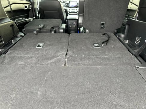 Certified 2022 Ford Explorer XLT w/ Equipment Group 202A image 16