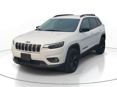 Used 2022 Jeep Cherokee Latitude Lux w/ Comfort/Safety Group AWD/4WD image 2