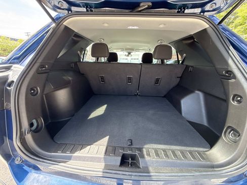 Used 2022 Chevrolet Equinox LS w/ LS Convenience Package FWD image 16