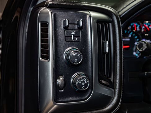 Used 2018 Chevrolet Silverado 3500 LTZ w/ Duramax Plus Package image 21