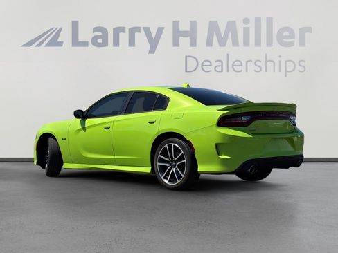 Used 2023 Dodge Charger R/T w/ Navigation & Travel Group RWD image 3