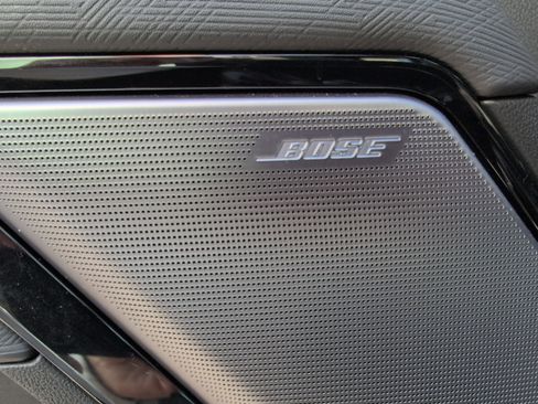 Used 2025 GMC Sierra 1500 AT4X image 16