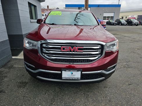 Used 2017 GMC Acadia SLT image 2