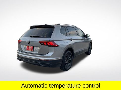 Used 2024 Volkswagen Tiguan SE FWD image 7