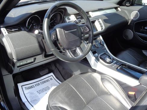 Used 2016 Land Rover Range Rover Evoque SE image 5