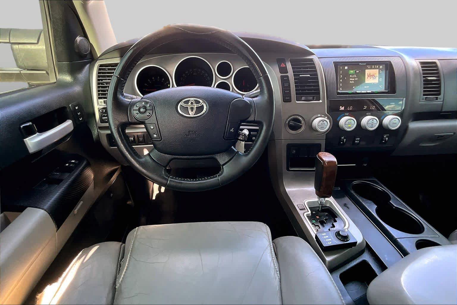 Used 2012 Toyota Tundra Limited w/ Memory Pkg AWD/4WD image 6