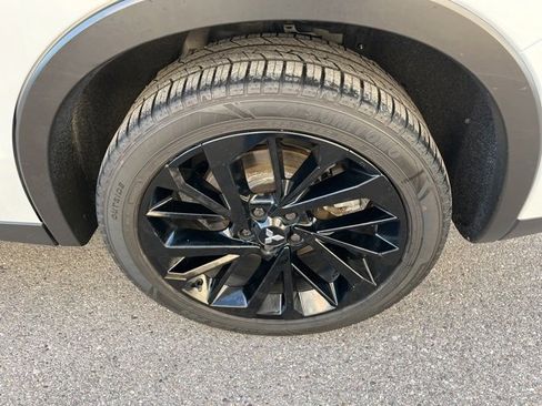 Used 2023 Mitsubishi Outlander SE Black Edition image 20