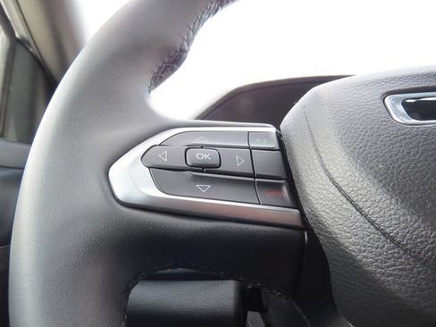Certified 2023 Jeep Compass Latitude AWD/4WD image 17
