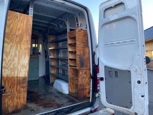Used 2012 Mercedes-Benz Sprinter 3500 image 19